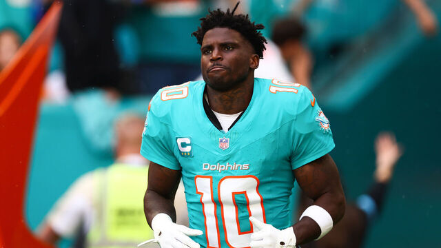 MIAMI GARDENS, FLORIDA - DECEMBER 22: Tyreek Hill #10 of the Miami Dolphins takes the field prior to a game against the San Francisco 49ers at Hard Rock Stadium on December 22, 2024 in Miami Gardens, Florida.