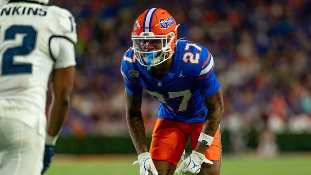 GAINESVILLE, FL - SEPTEMBER 07: Florida Gators defensive back Dijon Johnson (27) gets set during a college football game between the Samford Bulldogs and the Florida Gators on September 7th, 2024 at Ben Hill Griffin Stadium in Gainesville, FL.