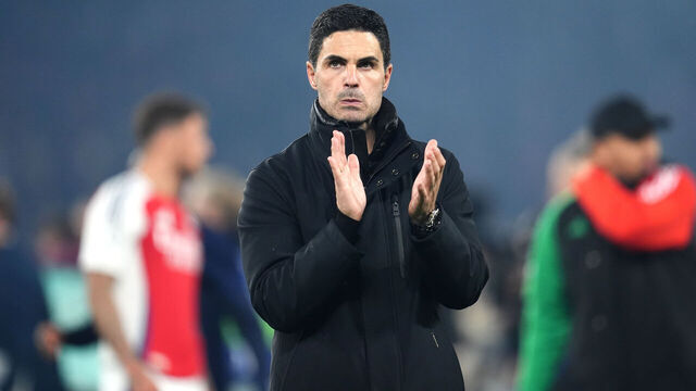 Arsenal manager Mikel Arteta applauds the fans following defeat in the UEFA Champions League semi final, second leg match at the Parc des Princes in Paris, France. Picture date: Wednesday May 7, 2025.