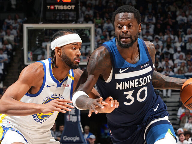 MINNEAPOLIS, MN - MAY 8: Julius Randle #30 of the Minnesota Timberwolves drives to the basket during the game against the Golden State Warriors during Round 2 Game 2 of the 2025 NBA Playoffs on May 8, 2025 at Target Center in Minneapolis, Minnesota. Mandatory Copyright Notice: Copyright 2025 NBAE