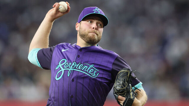 PHOENIX, ARIZONA - MAY 10: Starting pitcher Corbin Burnes #39 of the Arizona Diamondbacks pitches against the Los Angeles Dodgers during the fifth inning of the MLB game at Chase Field on May 10, 2025 in Phoenix, Arizona.