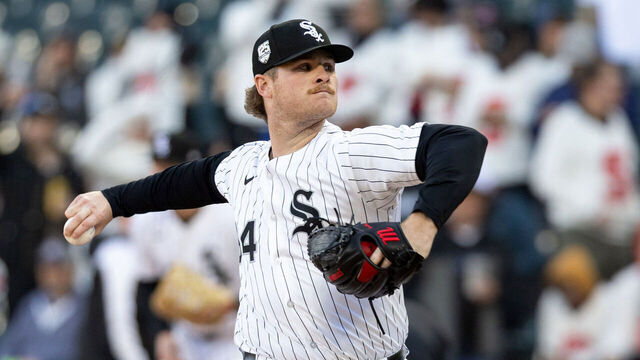 CHICAGO, IL - MAY 10: Shane Smith #64 of the Chicago White Sox pitches during the game between the Miami Marlins and the Chicago White Sox at Rate Field on Saturday, May 10, 2025 in Chicago, Illinois.