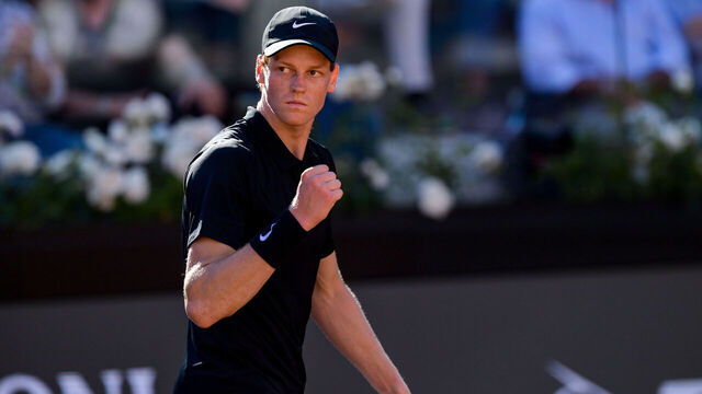 ROME, ITALY - MAY 12: Jannik Sinner of Italy celebrates a point against Jesper De Jong of Netherlands in the Men's Singles Round of 32 match during Day Eight of the Internazionali BNL D'Italia 2025 at Foro Italico on May 12, 2025 in Rome, Italy.
