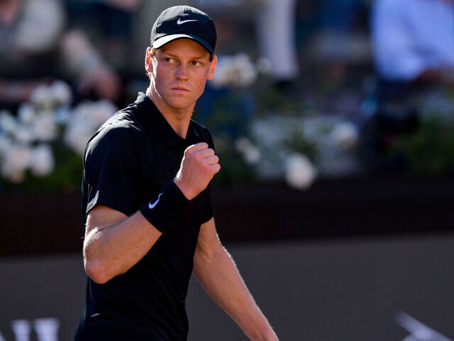 ROME, ITALY - MAY 12: Jannik Sinner of Italy celebrates a point against Jesper De Jong of Netherlands in the Men's Singles Round of 32 match during Day Eight of the Internazionali BNL D'Italia 2025 at Foro Italico on May 12, 2025 in Rome, Italy.