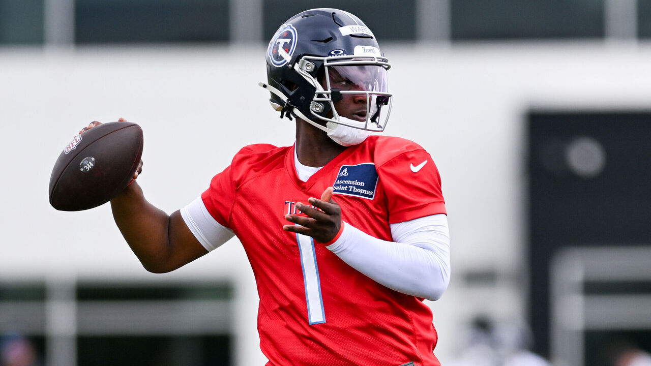 NASHVILLE, TENNESSEE - MAY 10: Cam Ward #1 of the Tennessee Titans throws the ball during Tennessee Titans Rookie Minicamp at Ascension Saint Thomas Sports Park on May 10, 2025 in Nashville, Tennessee.