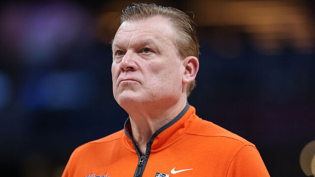 INDIANAPOLIS, INDIANA - MARCH 13: Head coach Brad Underwood of the Illinois Fighting Illini coaches during the game against the Iowa Hawkeyes in the Big Ten Men's Basketball Tournament Second Round at Gainbridge Fieldhouse on March 13, 2025 in Indianapolis, Indiana.