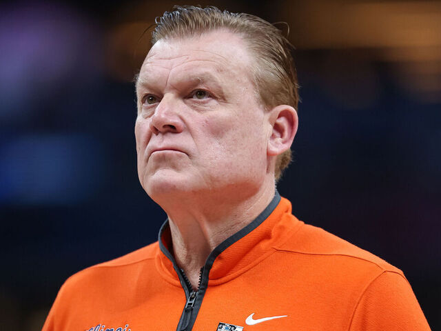 INDIANAPOLIS, INDIANA - MARCH 13: Head coach Brad Underwood of the Illinois Fighting Illini coaches during the game against the Iowa Hawkeyes in the Big Ten Men's Basketball Tournament Second Round at Gainbridge Fieldhouse on March 13, 2025 in Indianapolis, Indiana.