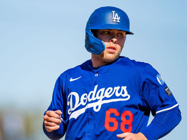 Dodgers promote top prospect Rushing, DFA Barnes | theScore