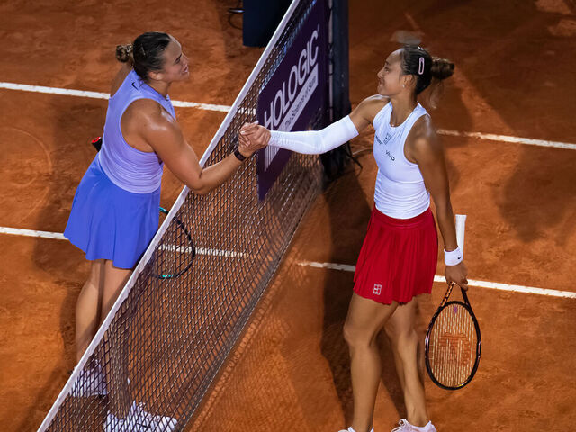 ROME, ITALY - MAY 14: Aryna Sabalenka and Qinwen Zheng of China shake hands at the net after the quarter-final on Day Ten of the Internazionali BNL D'Italia at Foro Italico on May 14, 2025 in Rome, Italy