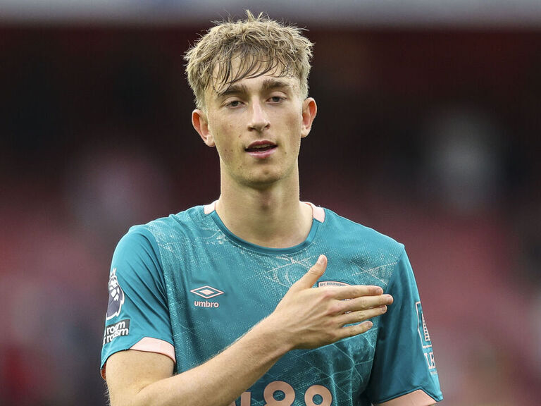 Report: Madrid reach deal to sign Bournemouth's Huijsen for £50M Report: Madrid reach deal to sign Bournemouth's Huijsen for £50M