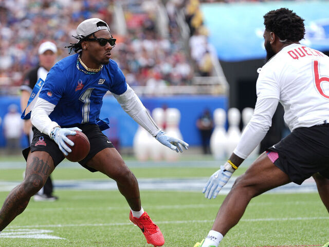 ORLANDO, FLORIDA - FEBRUARY 02: Malik Nabers #1 of the New York Giants and NFC runs up field during the 2025 NFL Pro Bowl Games at Camping World Stadium on February 02, 2025 in Orlando, Florida.