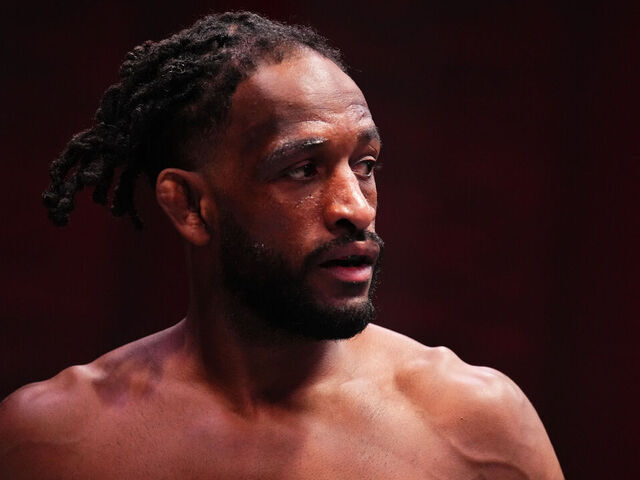 LAS VEGAS, NEVADA - NOVEMBER 09: Neil Magny prepares to face Carlos Prates of Brazil in a welterweight fight during the UFC Fight Night event at UFC APEX on November 09, 2024 in Las Vegas, Nevada.