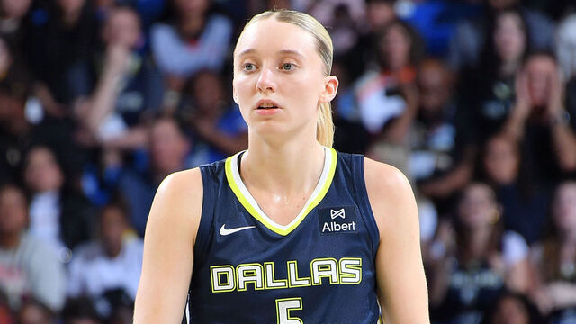 ARLINGTON, TX - MAY 16: Paige Bueckers #5 of the Dallas Wings looks on during the game against the Minnesota Lynx on May 16, 2025 at the College Park Center in Arlington, TX. Mandatory Copyright Notice: Copyright 2025 NBAE