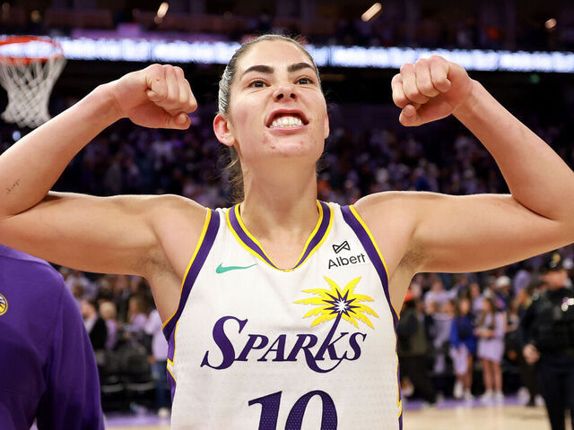 SAN FRANCISCO, CALIFORNIA - MAY 16: Kelsey Plum #10 of the Los Angeles Sparks reacts after they beat the Golden State Valkyries at Chase Center on May 16, 2025 in San Francisco, California. Tonight is the Valkyries first home game in their inaugural season.