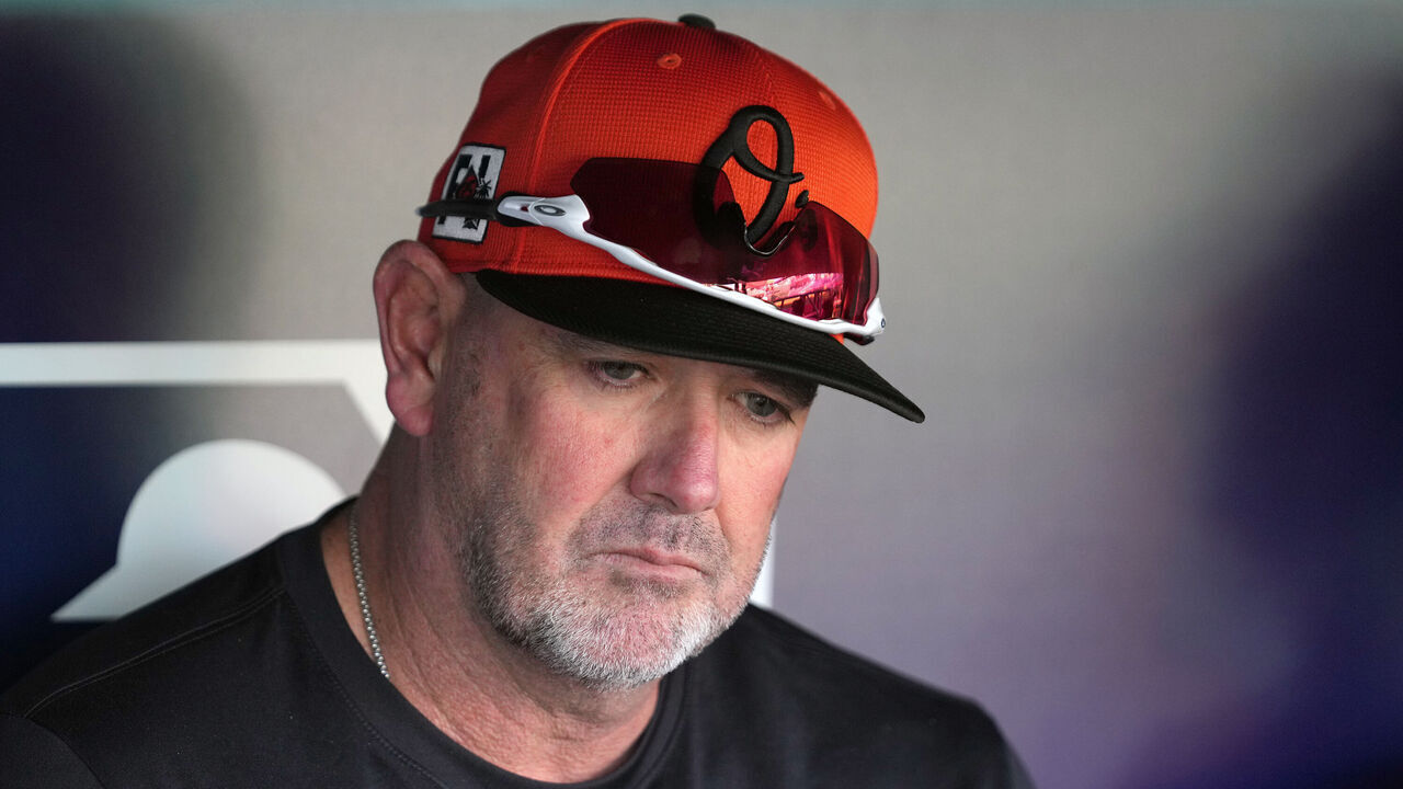 WASHINGTON, DC - APRIL 23: Manager Brandon Hyde #18 of the Baltimore Orioles looks on during batting practice prior to a baseball game against the Washington Nationals at Nationals Park on April 23, 2025 in Washington, DC.