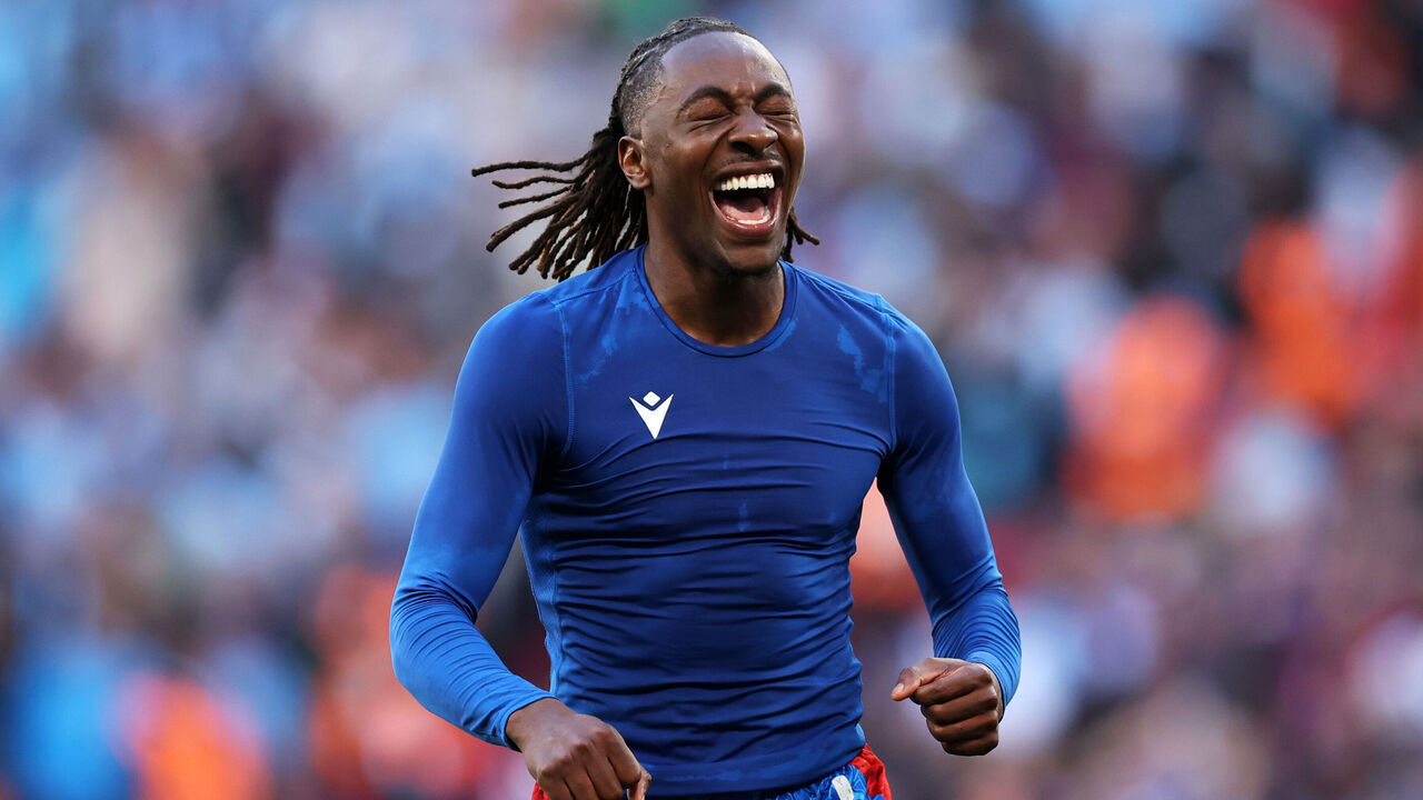 LONDON, ENGLAND - MAY 17: Eberechi Eze of Crystal Palace celebrates victory in the Emirates FA Cup Final match between Crystal Palace and Manchester City at Wembley Stadium on May 17, 2025 in London, England.