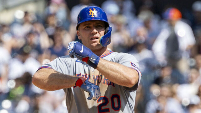BRONX, NY - MAY 17: New York Mets first base Pete Alonso (20) celebrates his double during the MLB professional baseball game between the New York Mets and the New York Yankees on May 17, 2025 at Yankee Stadium in New York, NY.