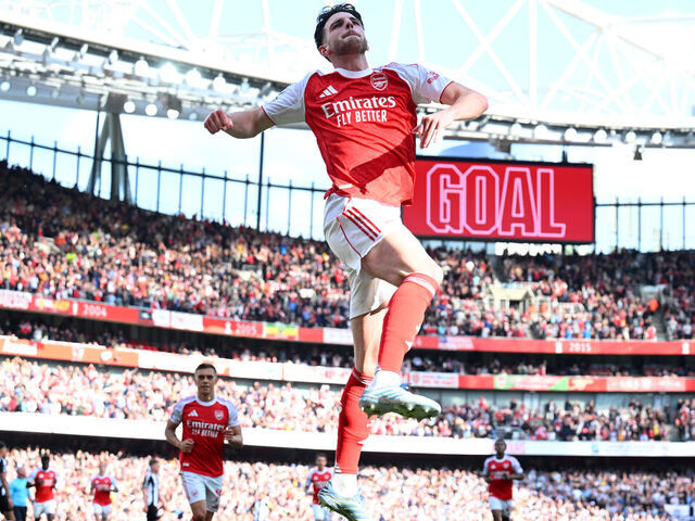 LONDON, ENGLAND - MAY 18: Declan Rice of Arsenal celebrates scoring his team's first goal during the Premier League match between Arsenal FC and Newcastle United FC at Emirates Stadium on May 18, 2025 in London, England.
