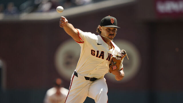 SAN FRANCISCO, CALIFORNIA - MAY 14: Jordan Hicks #12 of the San Francisco Giants prepares for the game at Oracle Park on May 14, 2025 in San Francisco, California.