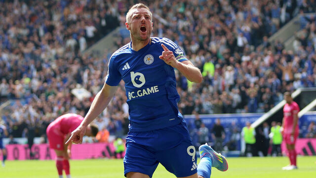 Leicester City's Jamie Vardy celebrates after scoring his sides first goal during the Premier League match at King Power Stadium, Leicester. Picture date: Sunday May 18, 2025.