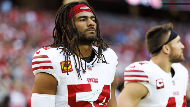 GLENDALE, ARIZONA - JANUARY 5: Linebacker Fred Warner #54 of the San Francisco 49ers stands on the field prior to an NFL football game against the Arizona Cardinals at State Farm Stadium on January 5, 2025 in Glendale, Arizona.
