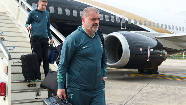 BILBAO, SPAIN - MAY 19: Ange Postecoglou, Manager of Tottenham Hotspur departs the plane after their arrival at Bilbao Airport during the Tottenham Hotspur arrival ahead of the UEFA Europa League Final 2025 between Tottenham Hotspur and Manchester United at on May 19, 2025 in Bilbao, Spain.