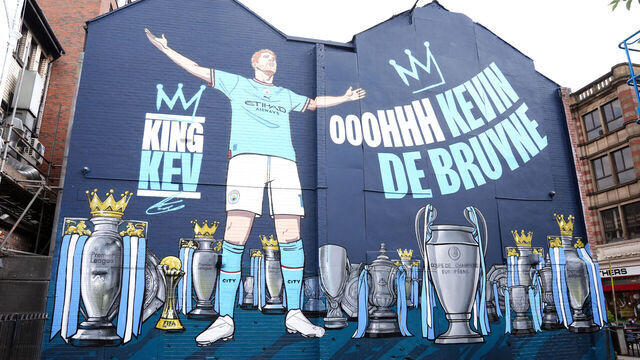 A mural featuring Manchester City's Kevin De Bruyne, Manchester. De Bruyne, who is leaving the club when his contract expires this summer, is set to play at the Etihad Stadium for one last time in a City shirt against Bournemouth this evening. Picture date: Tuesday May 20, 2025.