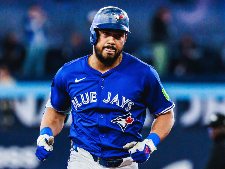 Blue Jays’ Santander to miss rest of postseason