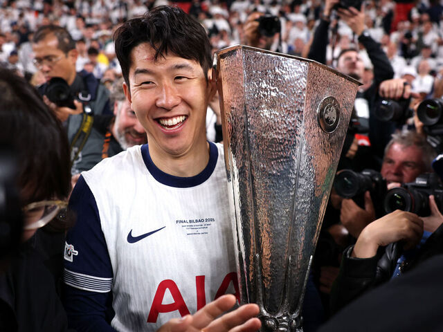 BILBAO, SPAIN - MAY 21: Son Heung-Min of Tottenham Hotspur celebrates with the UEFA Europa League trophy after his team's victory in the UEFA Europa League Final 2025 between Tottenham Hotspur and Manchester United at Estadio de San Mames on May 21, 2025 in Bilbao, Spain.