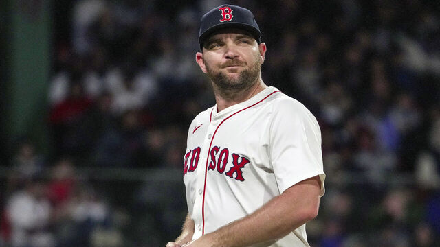 Boston, MA - May 21: Boston Red Sox relief pitcher Liam Hendriks (31) heads off the field during a pitching change in the 7th. The Boston Red Sox host the New York Mets on Wednesday, May 21, 2025 at Fenway Park in Boston, MA.