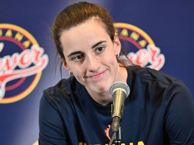Fever's Clark took video of her reaction to Pacers' comeback win | theScore.com