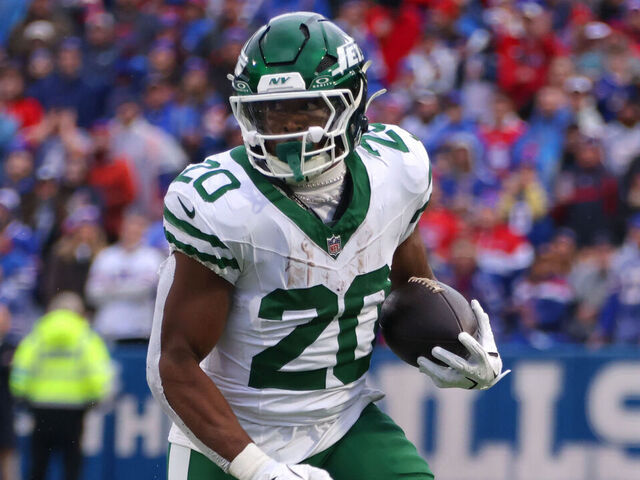 Jets' Hall: Coach Glenn called to shut down trade rumors | theScore.com