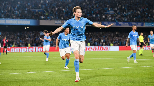 NAPLES, ITALY - MAY 23: Scott McTominay of Napoli celebrates a goal during the Serie match between Napoli and Cagliari at Stadio Diego Armando Maradona on May 23, 2025 in Naples, Italy.