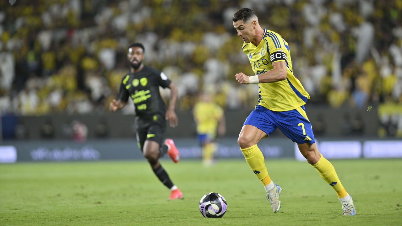 RIYADH, SAUDI ARABIA - MAY 7: Cristiano Ronaldo of Al Nasser competes during the Saudi Pro League week 30 football match between Ittihad FC and Al Nasser at Al-Awwal Park Stadium in Riyadh, Saudi Arabia on May 7, 2025.