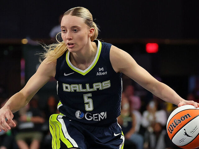 COLLEGE PARK, GEORGIA - MAY 24: Paige Bueckers #5 of the Dallas Wings pushes the ball up the court against the Atlanta Dream during the fourth quarter at Gateway Center Arena on May 24, 2025 in College Park, Georgia.