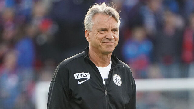 SPIESEN-ELVERSBERG, GERMANY - MAY 26: Horst Steffen, Head Coach of SV Elversberg, reacts prior to the Bundesliga playoffs second leg match between SV Elversberg and 1. FC Heidenheim 1846 at Ursapharm-Arena on May 26, 2025 in Spiesen-Elversberg, Germany.
