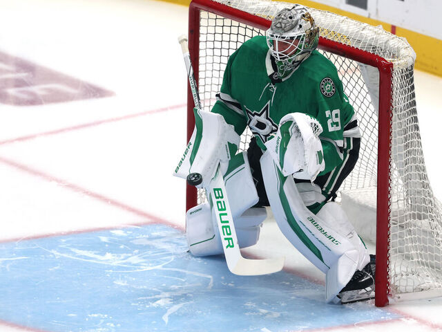 DALLAS, TEXAS - MAY 29: Jake Oettinger #29 of the Dallas Stars warms up prior to Game Five of the Western Conference Final against the Edmonton Oilers in the 2025 Stanley Cup Playoffs at American Airlines Center on May 29, 2025 in Dallas, Texas.
