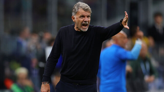 MILAN, ITALY - MAY 18: Marco Baroni Head Coach of SS Lazio gestures during the Serie A match between FC Internazionale and SS Lazio at Stadio Giuseppe Meazza on May 18, 2025 in Milan, Italy.
