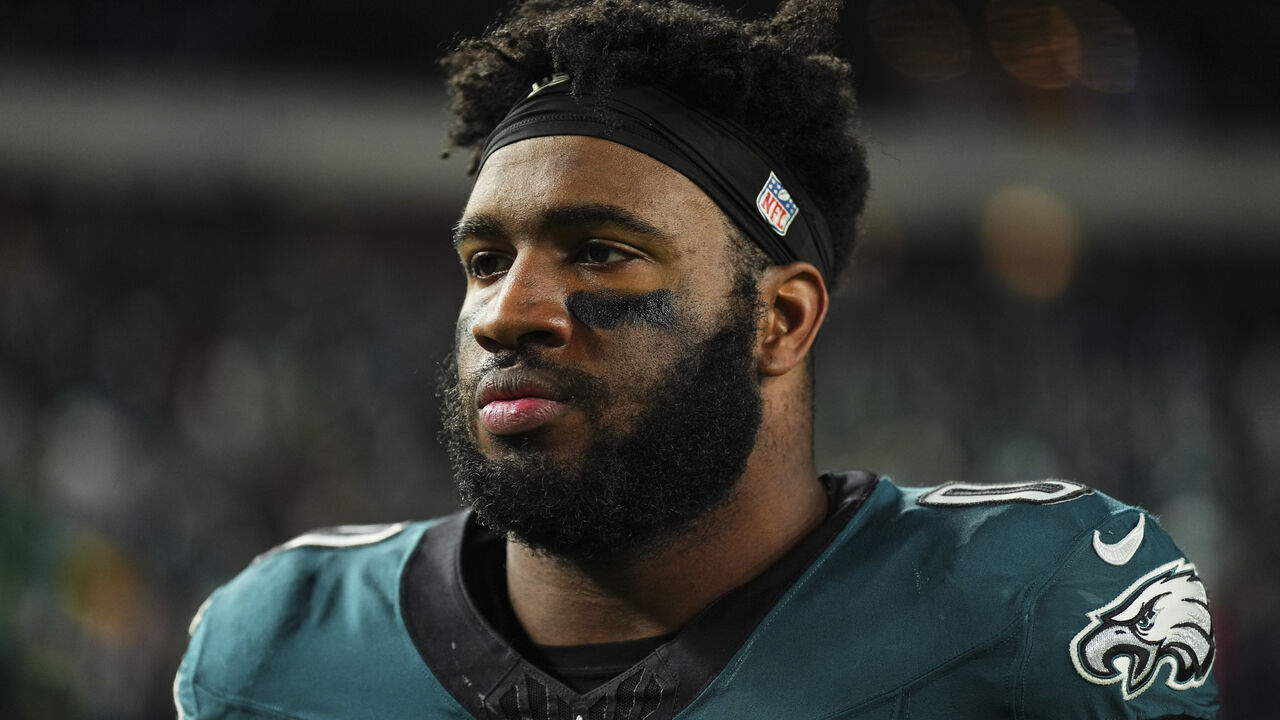 PHILADELPHIA, PA - NOVEMBER 14: Bryce Huff #0 of the Philadelphia Eagles walks off of the field after an NFL football game against the Washington Commanders at Lincoln Financial Field on November 14, 2024 in Philadelphia, Pennsylvania.