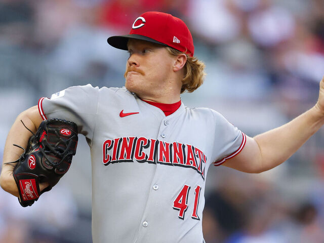 Abbott dazzles again as Reds beat Cubs | theScore
