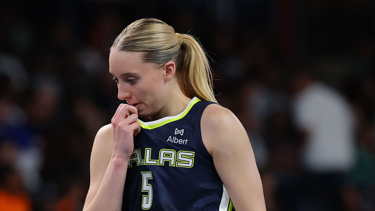 COLLEGE PARK, GEORGIA - MAY 24: Paige Bueckers #5 of the Dallas Wings reacts against the Atlanta Dream during the second quarter at Gateway Center Arena on May 24, 2025 in College Park, Georgia.