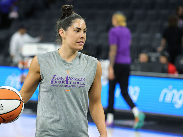 LAS VEGAS, NEVADA - MAY 30: Kelsey Plum #10 of the Los Angeles Sparks warms up before a game against the Las Vegas Aces at Michelob ULTRA Arena on May 30, 2025 in Las Vegas, Nevada.