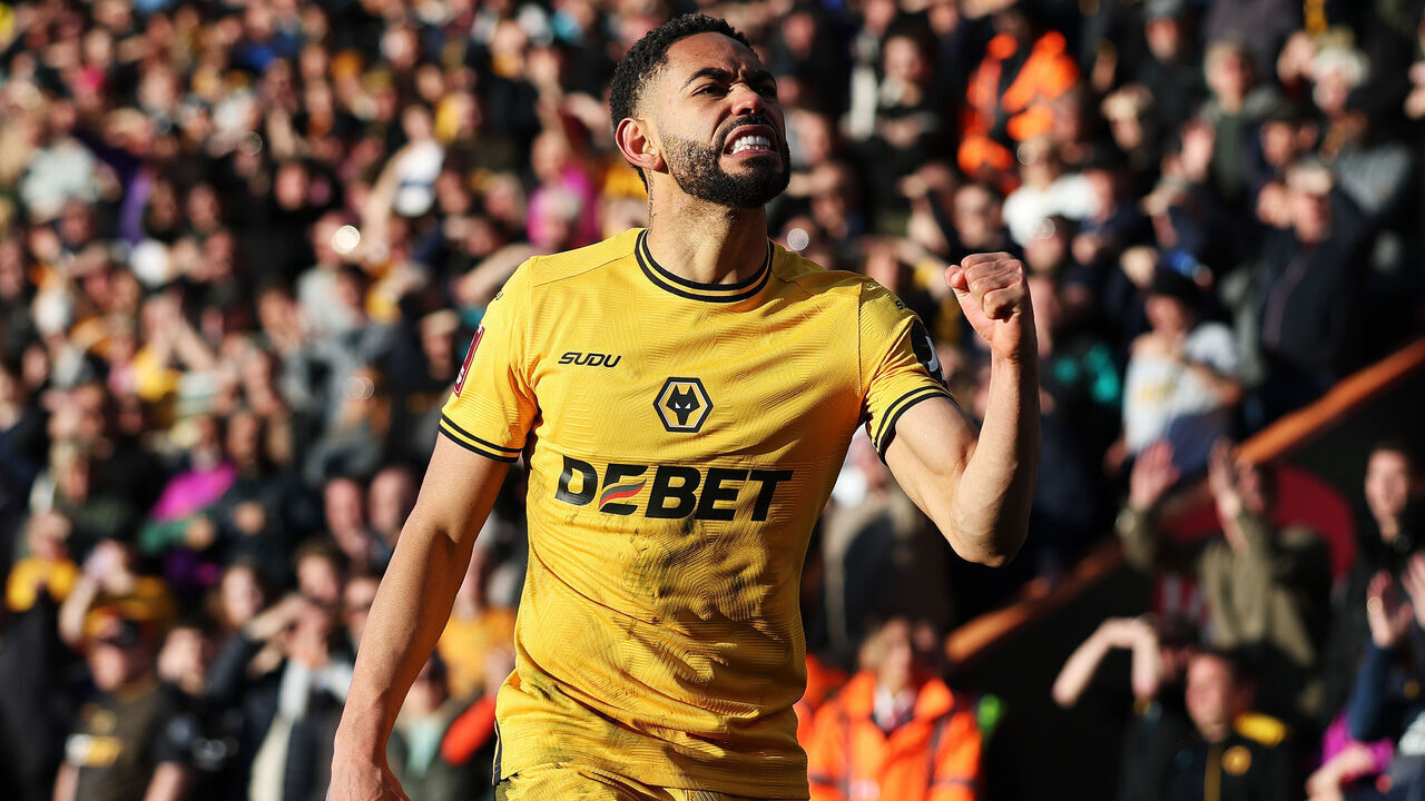 BOURNEMOUTH, ENGLAND - MARCH 01: Matheus Cunha of Wolverhampton Wanderers celebrates scoring his team's first goal during the Emirates FA Cup Fifth Round match between AFC Bournemouth and Wolverhampton Wanderers at Vitality Stadium on March 01, 2025 in Bournemouth, England.