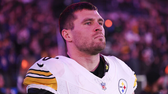 BALTIMORE, MARYLAND - JANUARY 11: T.J. Watt #90 of the Pittsburgh Steelers stands for the national anthem prior to a Wild Card Playoff Game against the Baltimore Ravens at M&T Bank Stadium on January 11, 2025, in Baltimore, Maryland. The Ravens defeated the Steelers 28-14. (Kara Durrette/Getty Images)