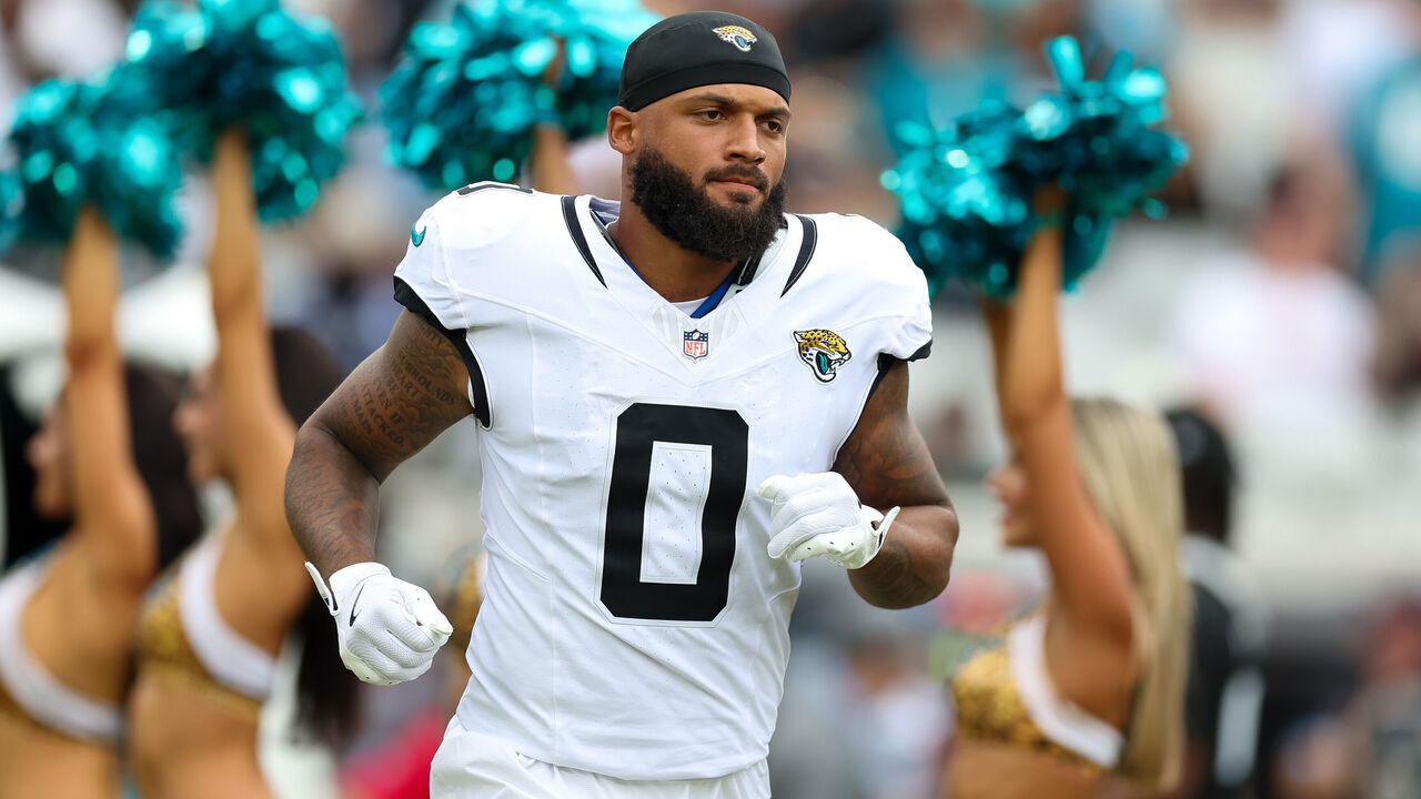 JACKSONVILLE, FLORIDA - SEPTEMBER 15: Gabe Davis #0 of the Jacksonville Jaguars takes the field prior to a game against the Cleveland Browns at EverBank Field on September 15, 2024 in Jacksonville, Florida.