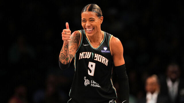 BROOKLYN, NY - JUNE 1: Natasha Cloud #9 of the New York Liberty celebrates during the game against the Connecticut Sun on June 1, 2025 at Barclays Center Arena in Brooklyn, New York. Mandatory Copyright Notice: Copyright 2025 NBAE