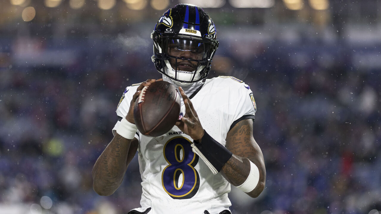 ORCHARD PARK, NEW YORK - JANUARY 19: Lamar Jackson #8 of the Baltimore Ravens looks to pass prior to an NFL Football game against the Buffalo Bills at Highmark Stadium on January 19, 2025 in Orchard Park, New York.