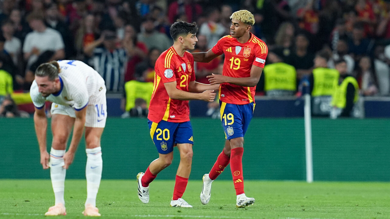 Stuttgart, Germany - June 5: Lamine Yamal of Spain celebrates after scoring his team's third goal during the UEFA Nations League 2025 semifinal match between Spain and France at Stuttgart Arena on June 5, 2025 in Stuttgart, Germany.