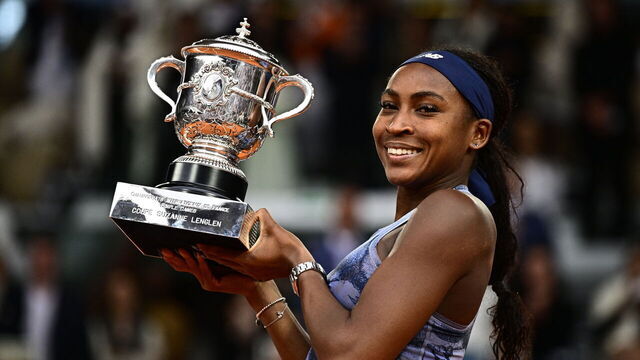 TOPSHOT - US Coco Gauff holds the trophy after winning the French Open tennis tournament women's singles final match against Belarus' Aryna Sabalenka, on Court Philippe-Chatrier at the Roland-Garros Complex in Paris on June 7, 2025.