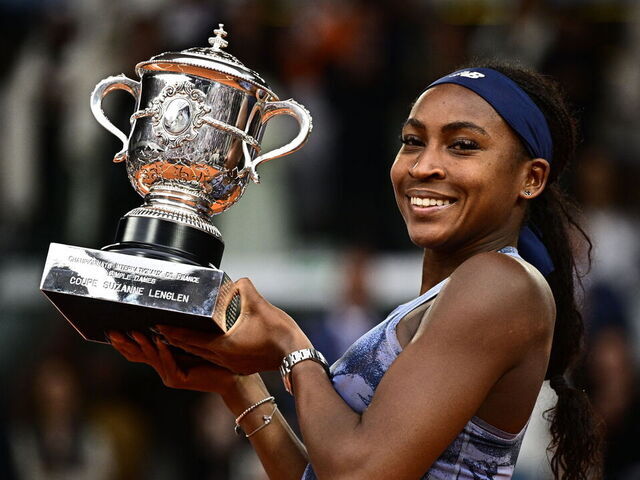 TOPSHOT - US Coco Gauff holds the trophy after winning the French Open tennis tournament women's singles final match against Belarus' Aryna Sabalenka, on Court Philippe-Chatrier at the Roland-Garros Complex in Paris on June 7, 2025.